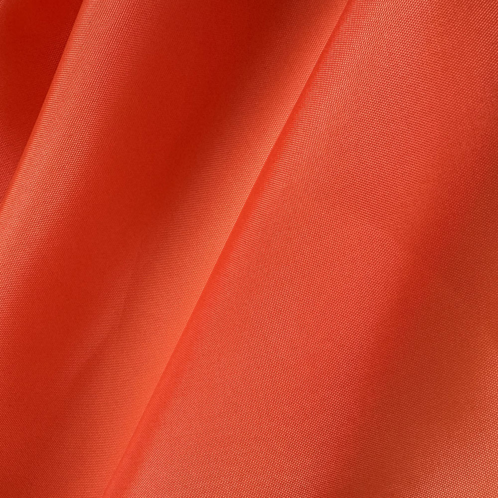 Ľahko premyteľné vodotesné hladké polyesterové taffeta dole bunda tkanina